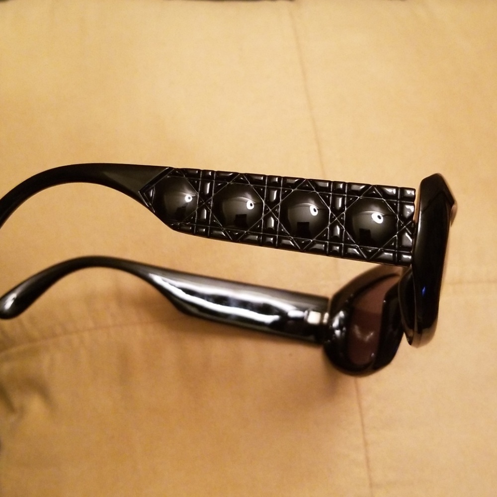 Cool sunglasses with pattern - Picture 2 of 3